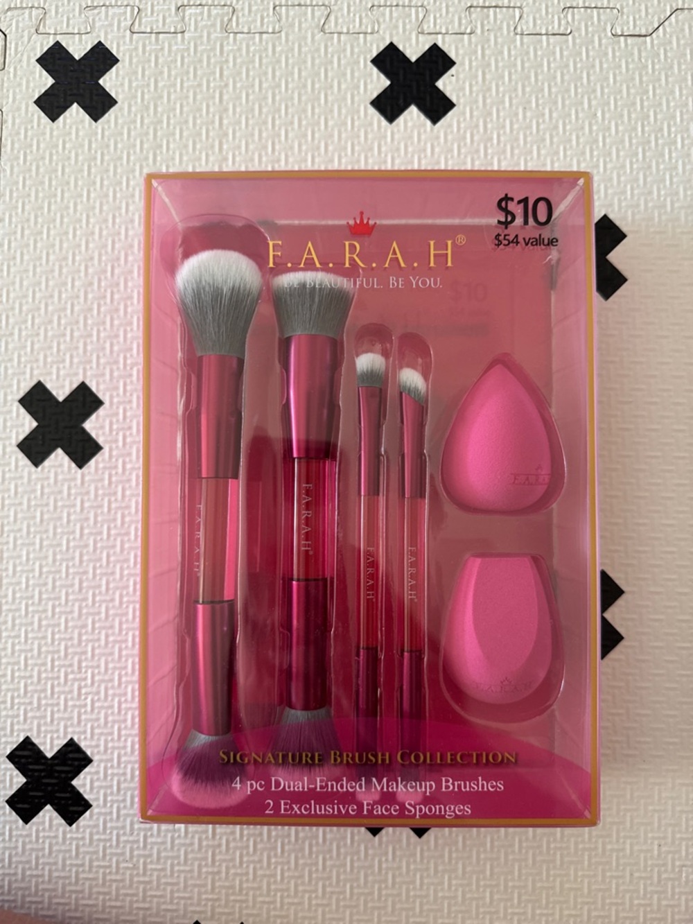 F.A.R.A.H. Pink 6pc Signature Brush & Sponge Set